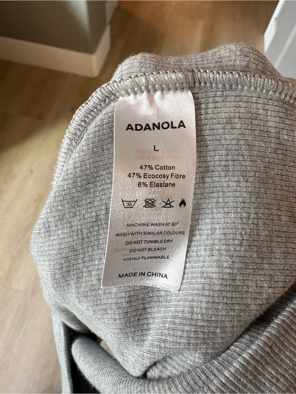 Adanola Light Grey Ribbed Halter Crop Top - Picture 6 of 6